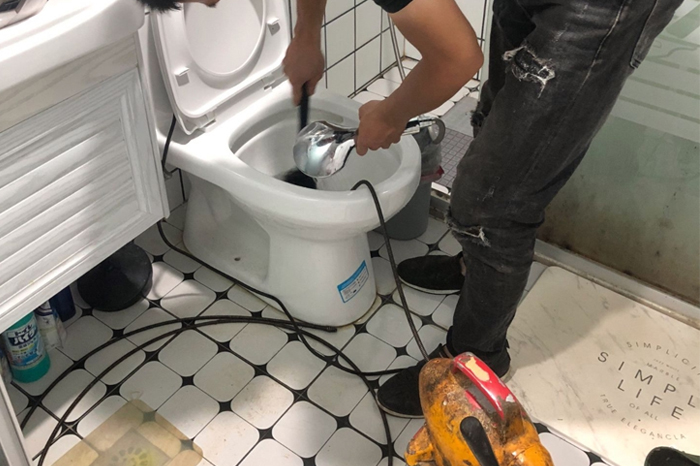 乐安疏通下水道